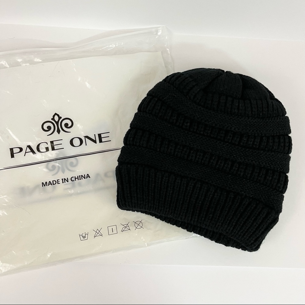 Page One Black Knit Fleece Lined Beanie Hat